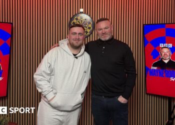 Luke Littler and Wayne Rooney