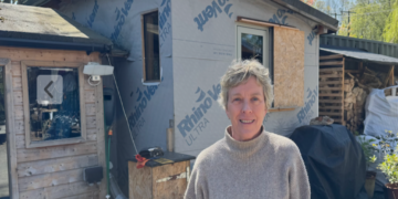 'We're living in a shed because of river pollution'