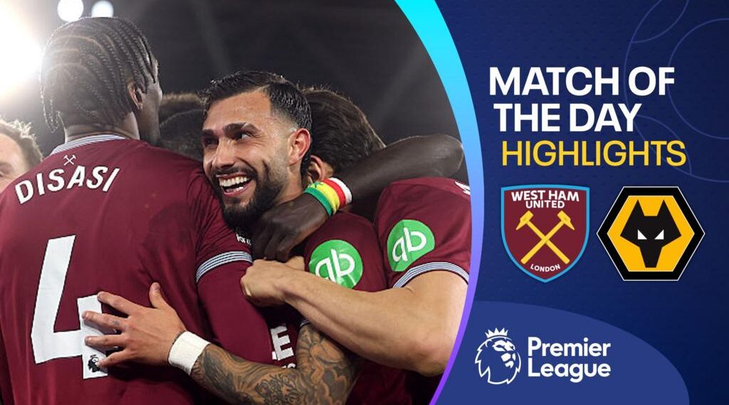 West Ham players celebrate goal