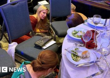 What is was like in the room as shots rang out at correspondents' dinner