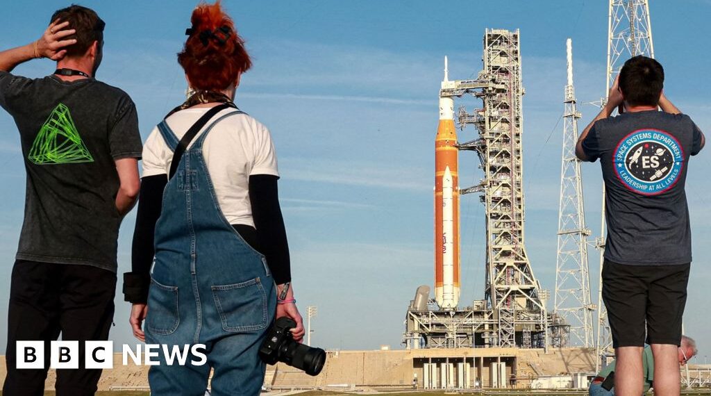 What it's like to be in Florida for Artemis launch