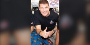 What it's like when your dad's an astronaut