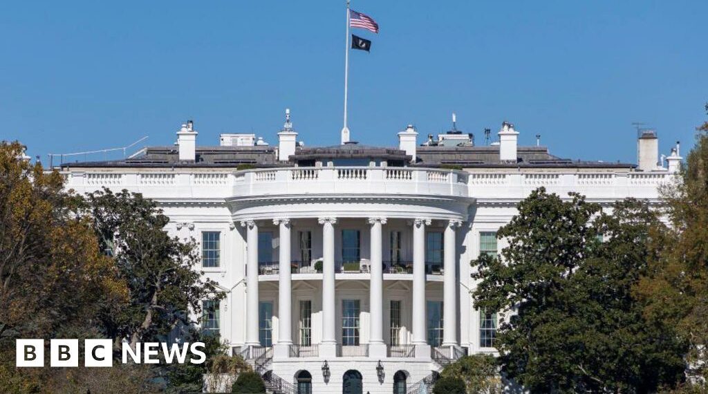 White House staff told not to place bets on prediction markets