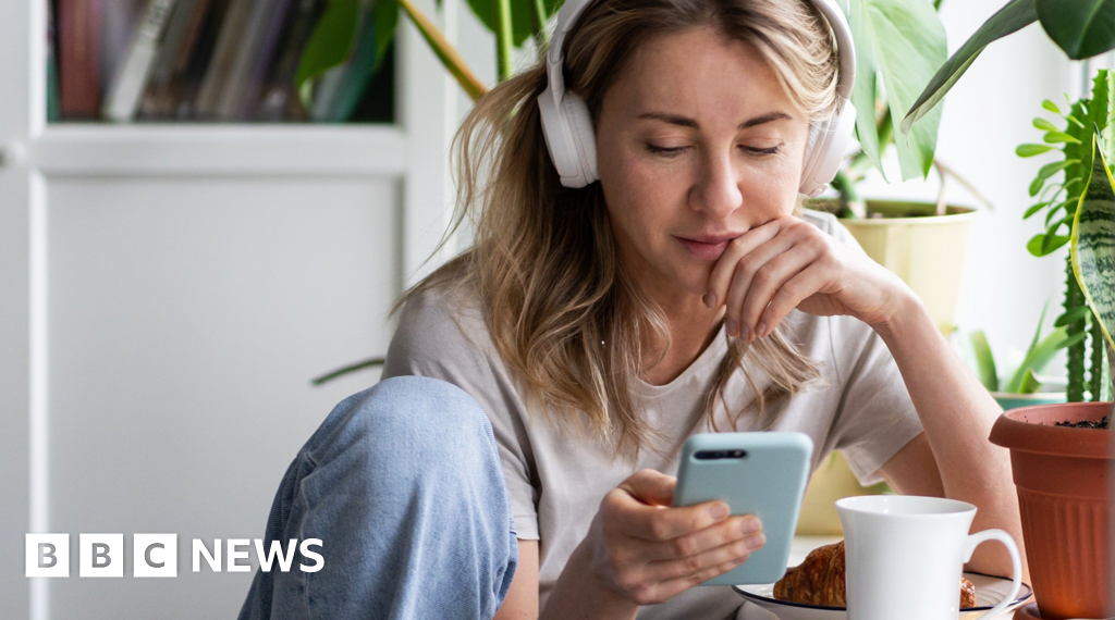 Why Spotify has no button to filter out AI music
