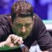 Matthew Stevens lines up a shot