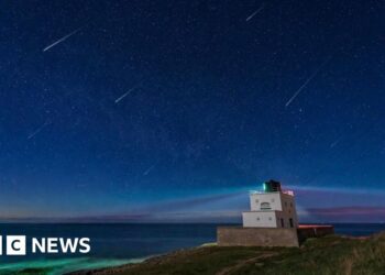 Your snaps of changing skies from meteors to rays