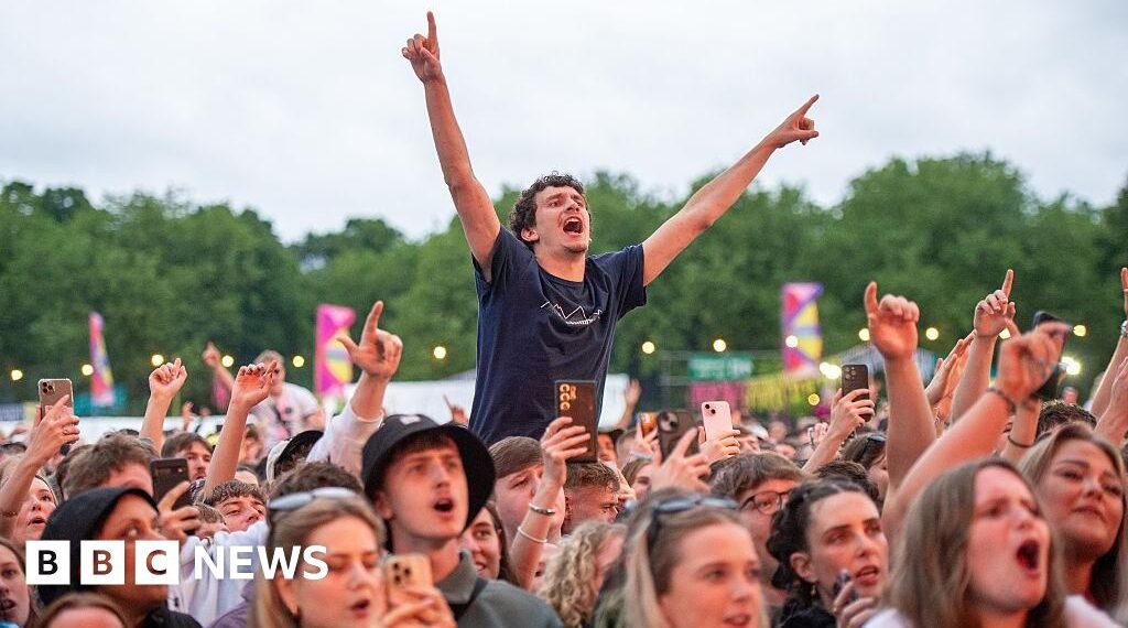 'We're meant to dance': Radio 1's Big Weekend has one focus on its first day