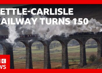 Is this the most scenic railway in the world? | BBC News