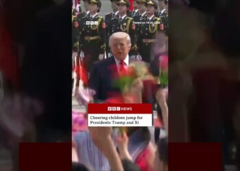 Cheering children welcome Trump to Beijing #BBCNews