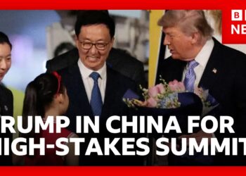 Trump in China for high-stakes summit with President Xi | BBC News