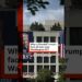 US President Donald Trump is leaving his mark on the US capital. #BBCNews