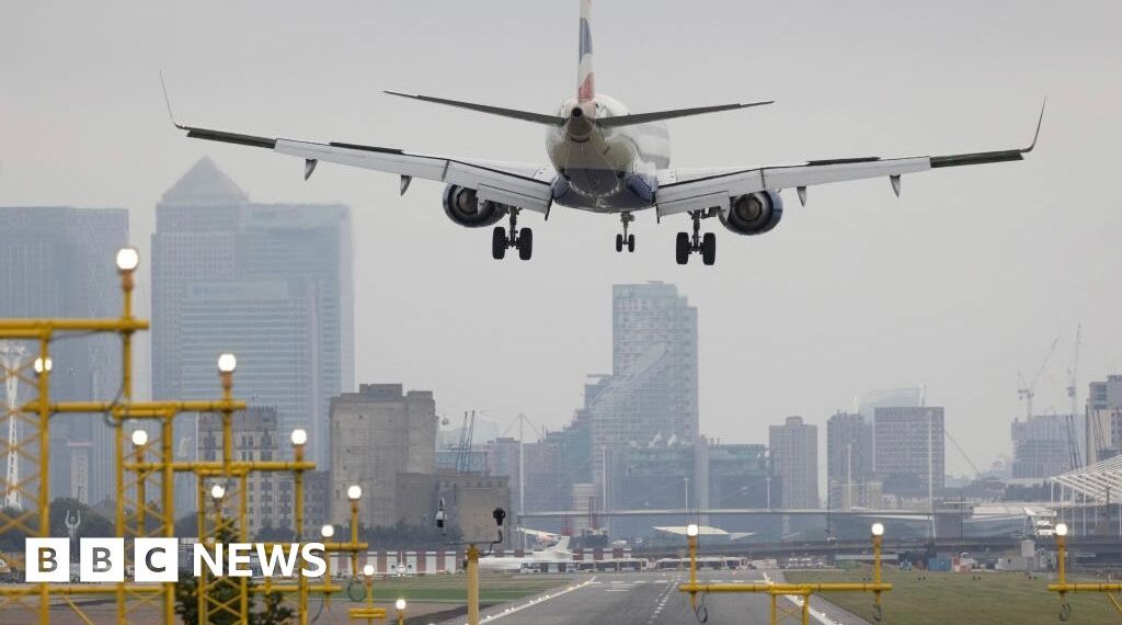 Airlines can cancel flights in advance over fuel shortages under new plans