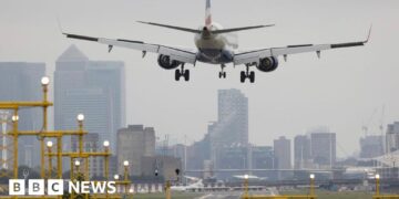 Airlines can cancel flights in advance over fuel shortages under new plans