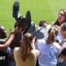 Alexia Putellas takes on Arsenal players