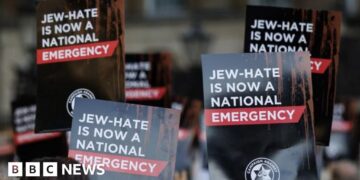 Antisemitism 'a problem for all of us to fix', religious leaders say in letter