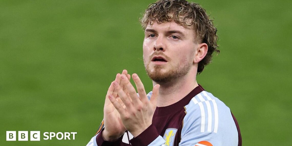Harvey Elliott applauds