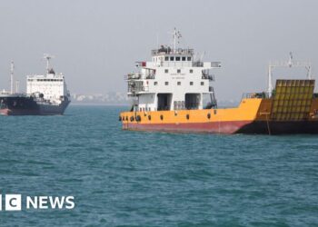 Bowen: Strait of Hormuz standoff raises risk of sliding back into all out war