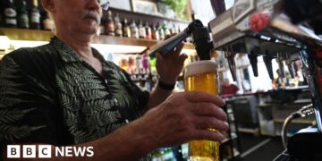 British pubs closing at a rate of almost two per day in 2026