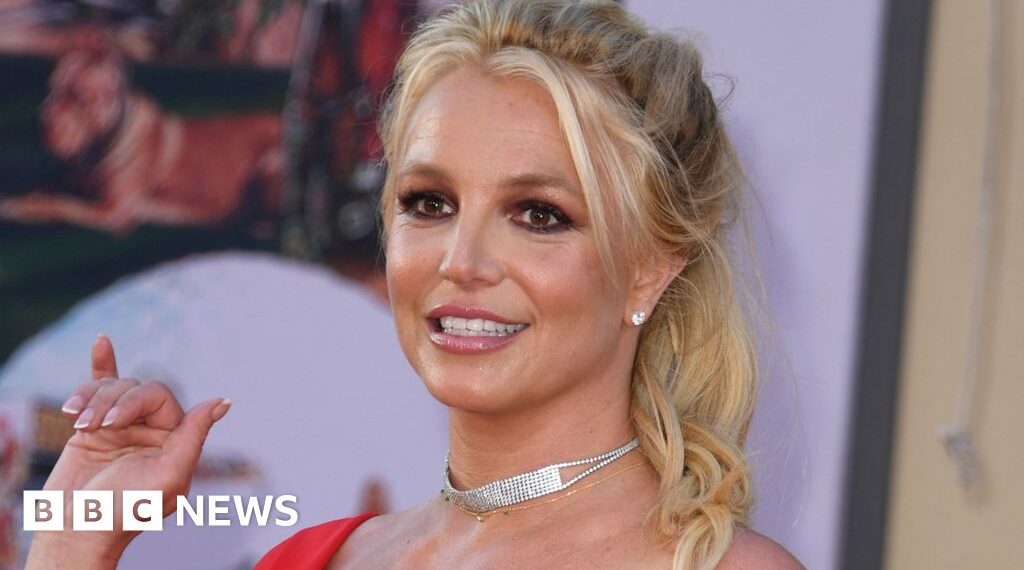 Britney Spears pleads guilty to reckless driving after arrest