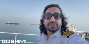 Captain of stranded ship in Strait of Hormuz tells BBC of 'pressure'