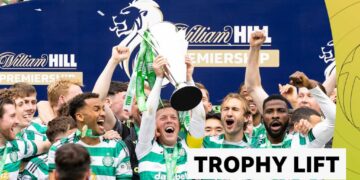 Celtic lift trophy