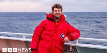 Cruise passengers tell of life on board stranded ship after hantavirus outbreak