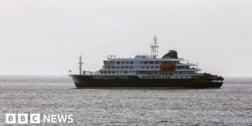 Cruise ship with hantavirus outbreak to sail to Canary Islands