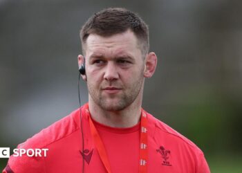 Wales coach Dan Lydiate in training