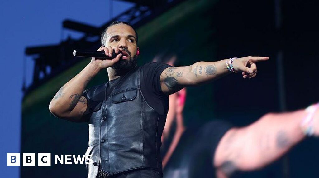Drake surprise drops three albums and mentions the Kendrick Lamar beef