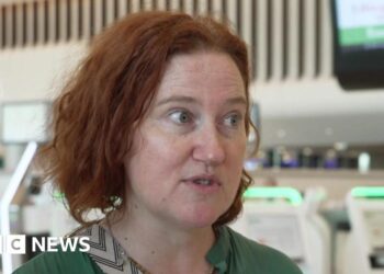 Ebola virus outbreak poses massive challenges, warns nurse