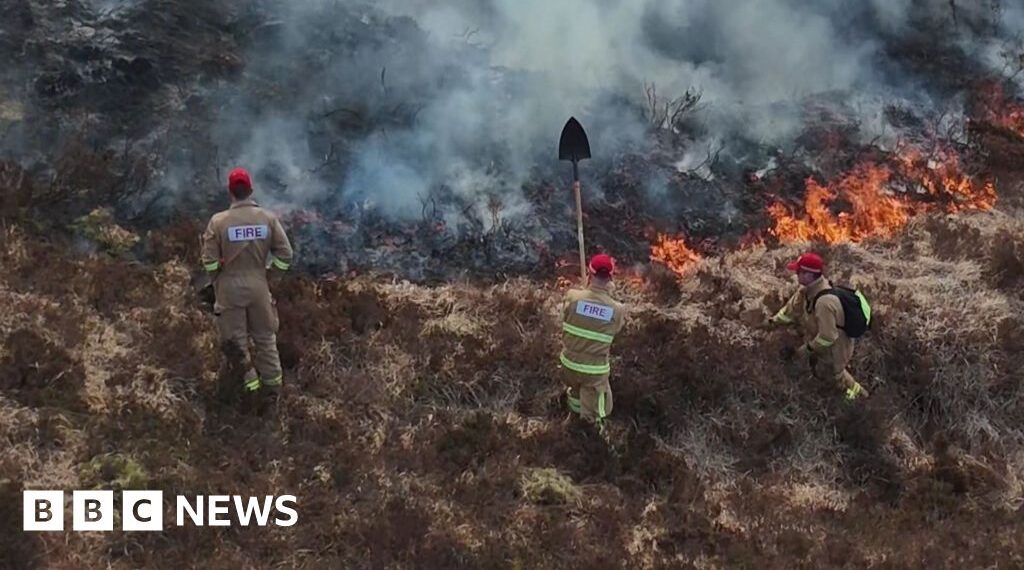 'Fire weather' contributing to longer wildfire seasons, say scientists