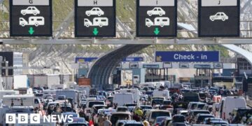 France suspends extra EU border checks at Dover after hours-long queues