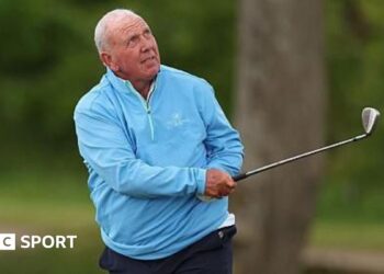 Richie Willis playing a shot in practice at Celtic Manor