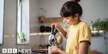 Inflation falls to 2.8%, but is expected to rise from here