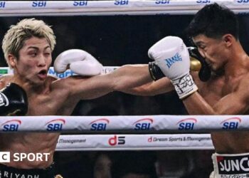 Naoya Inoue lands a punch on Junto Nakatani