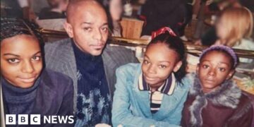Inquest opens for three sisters who died in sea off Brighton