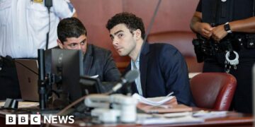 Judge rules gun and writings admissible in Luigi Mangione's state trial
