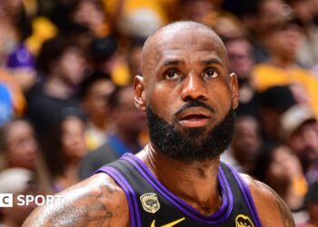 Los Angeles Lakers' LeBron James