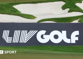 A flower decoration depicting a skull to promote LIV Golf Mexico