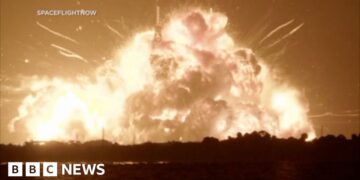 Moment Blue Origin rocket explodes during test in Florida
