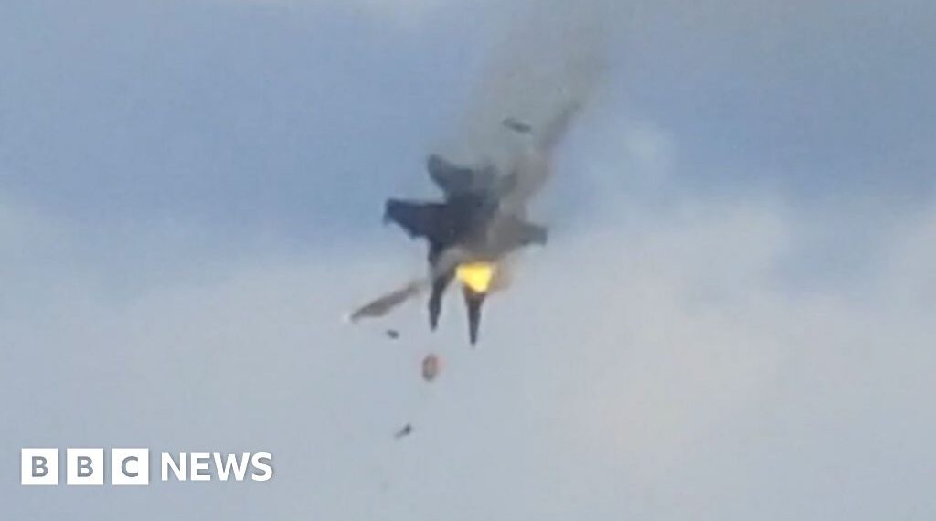 Moment two fighter jets collide mid-air during US air show