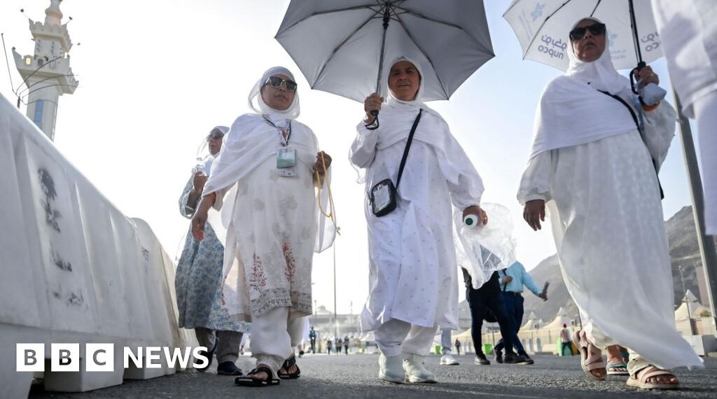 More than 1.5m foreign pilgrims begin Hajj despite Iran war fears