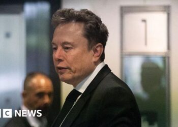 Musk accuses OpenAI lawyer of trying to 'trick' him in combative testimony