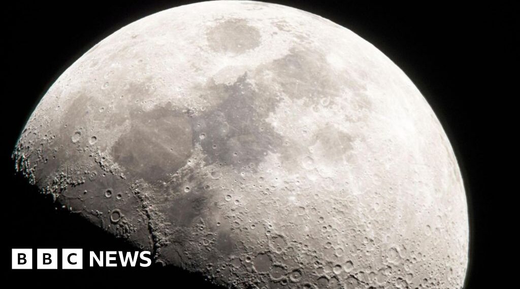 Nasa unveils next steps to build permanent Moon base