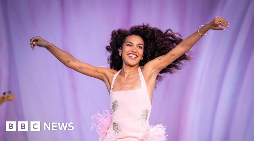 Olivia Dean brings the curtain down on Radio 1's Big Weekend with 'magic' set