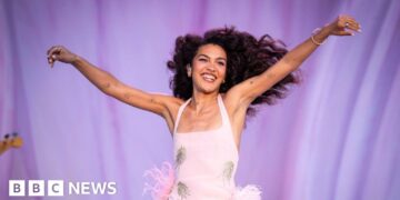 Olivia Dean brings the curtain down on Radio 1's Big Weekend with 'magic' set