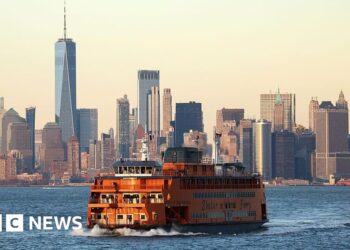 One dead and dozens of firefighters injured in Staten Island shipyard explosion