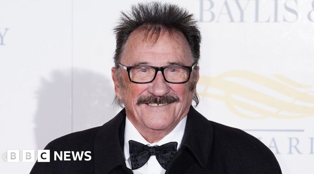 Paul Chuckle to make National Theatre debut