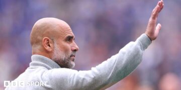 Pep Guardiola waving