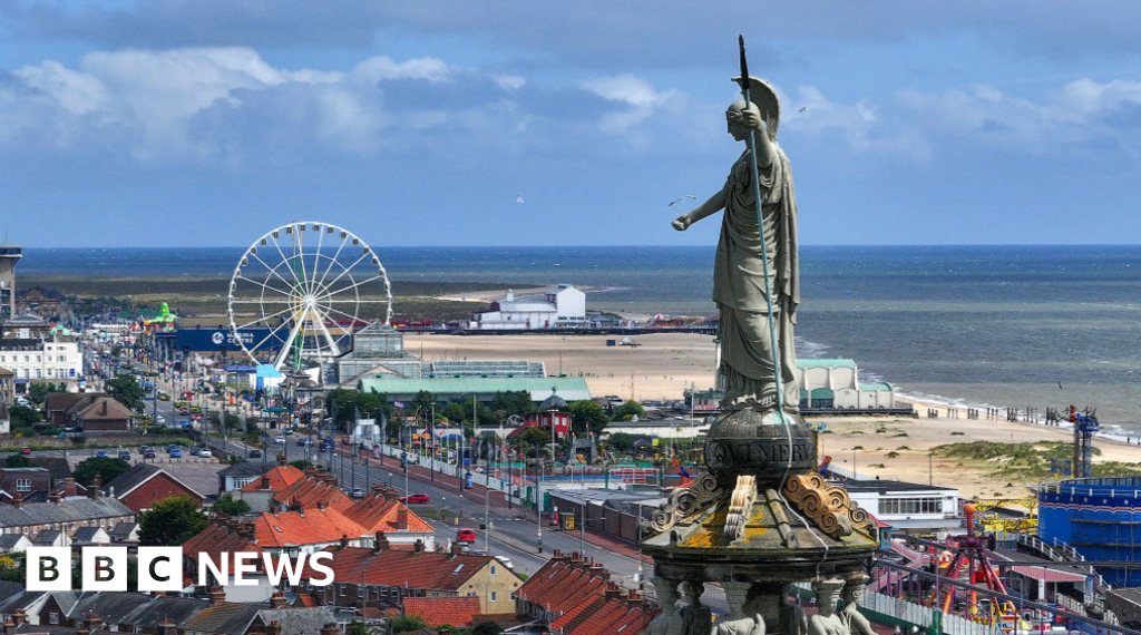 Police hunt second man after reports teenagers raped